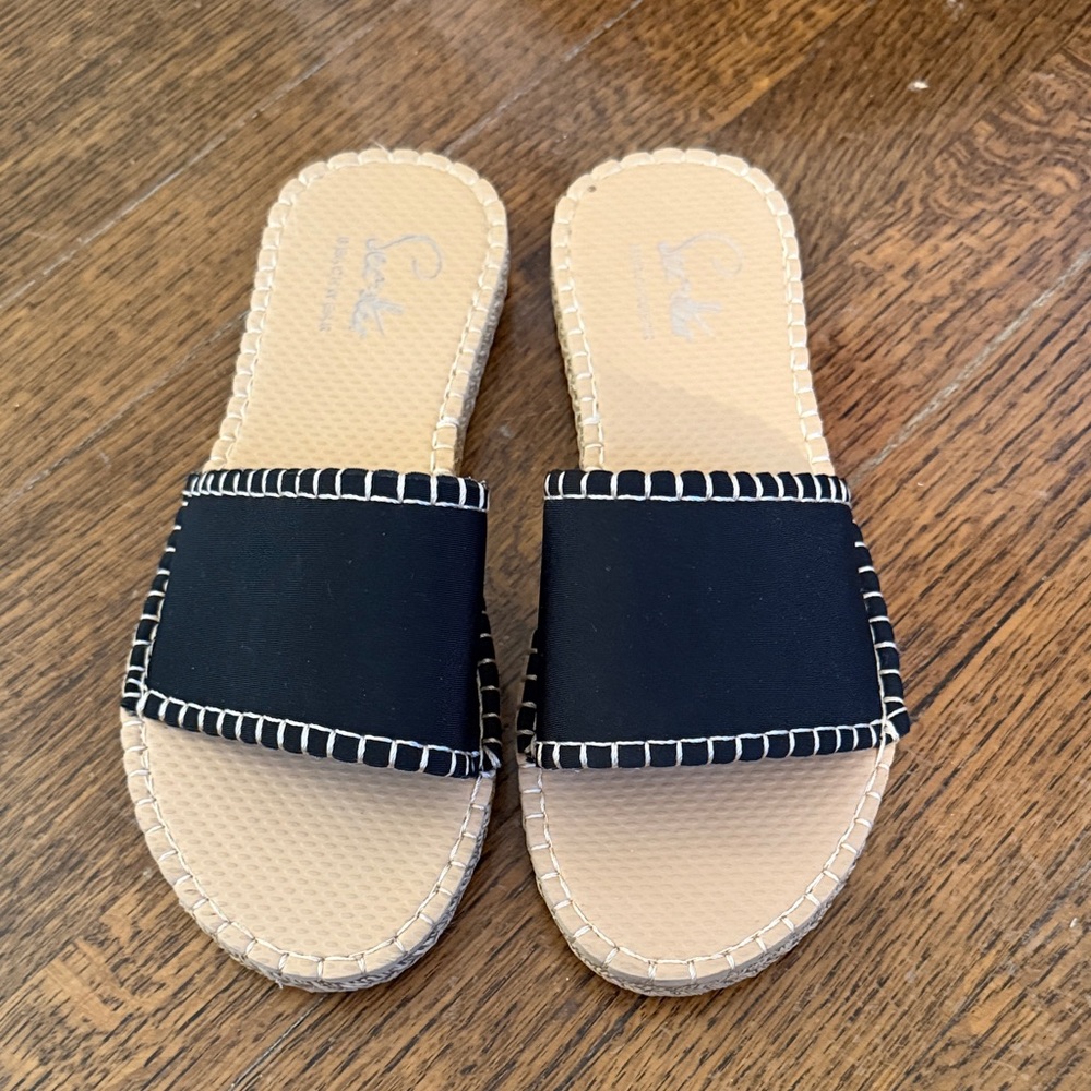 Sea Star Beachwear Slide Sandals — Black, Size US W8